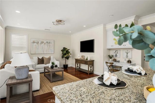 74 Diamond, Irvine, CA 92620