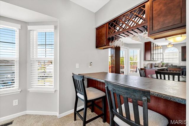 7822 Pinetop Drive, St Louis, MO 63129