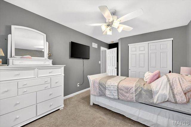 7822 Pinetop Drive, St Louis, MO 63129