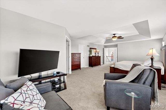 7822 Pinetop Drive, St Louis, MO 63129