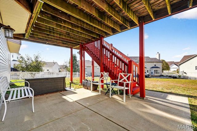 7822 Pinetop Drive, St Louis, MO 63129