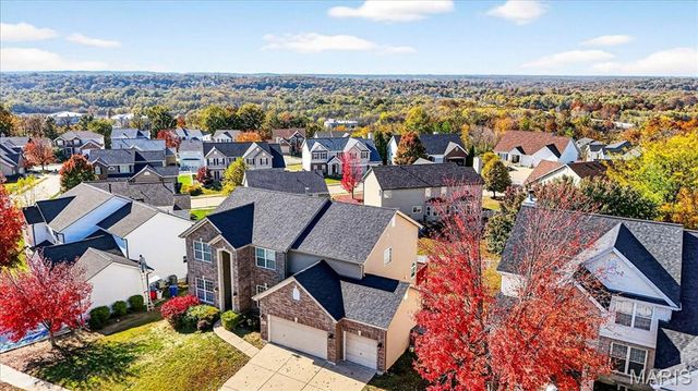 7822 Pinetop Drive, St Louis, MO 63129