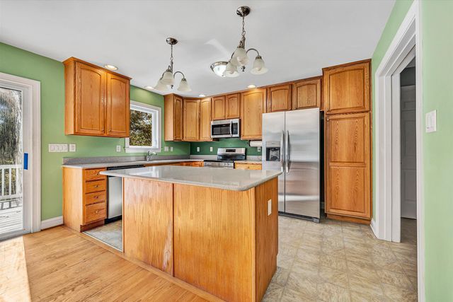 401 Piney Ridge RD, Covington, VA 24426