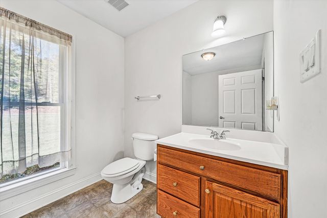 401 Piney Ridge RD, Covington, VA 24426