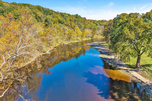 401 Piney Ridge RD, Covington, VA 24426