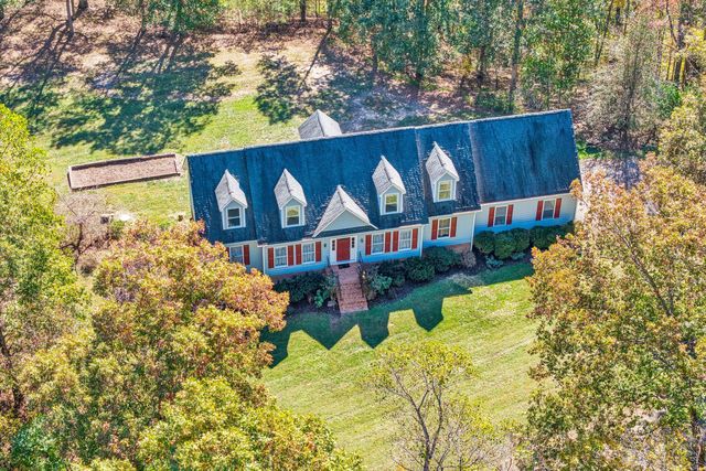 401 Piney Ridge RD, Covington, VA 24426