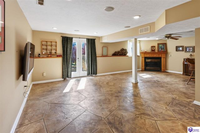 106 Dover Court, Elizabethtown, KY 42701