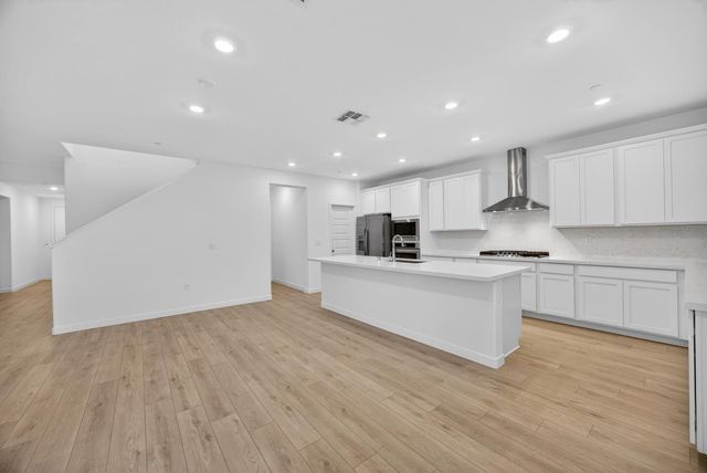 7373 Effeto St, Sacramento, CA 95829