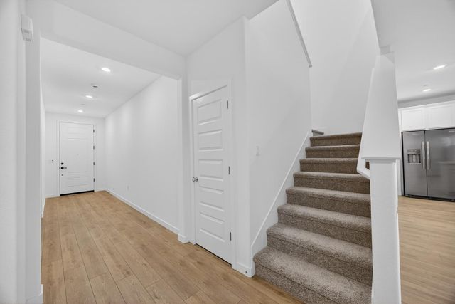 7373 Effeto St, Sacramento, CA 95829