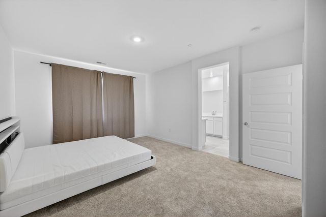 7373 Effeto St, Sacramento, CA 95829