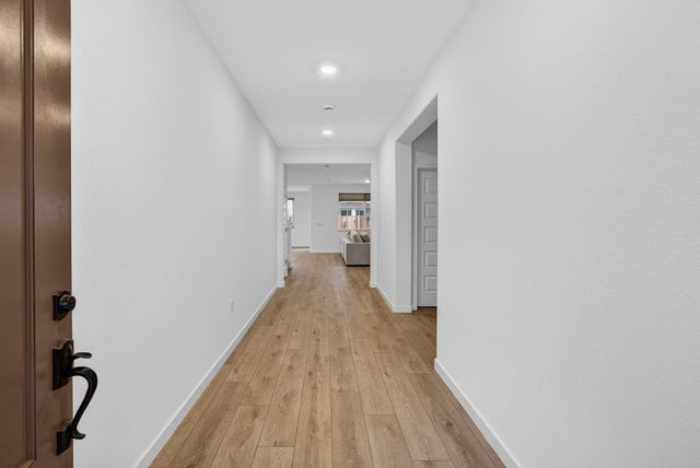 7373 Effeto St, Sacramento, CA 95829