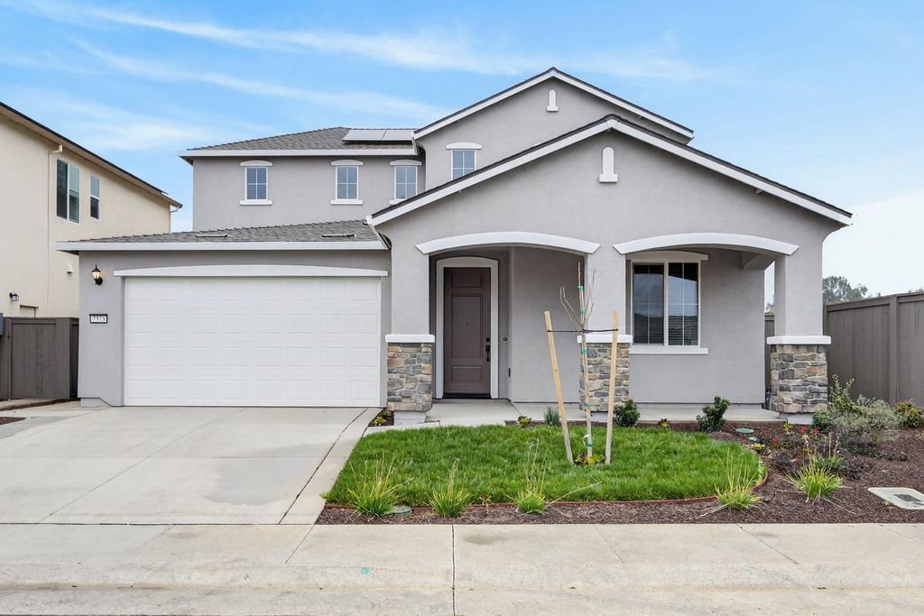 7373 Effeto St, Sacramento, CA 95829