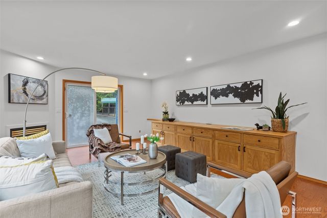 18267 NW Stavis Bay Road, Seabeck, WA 98380