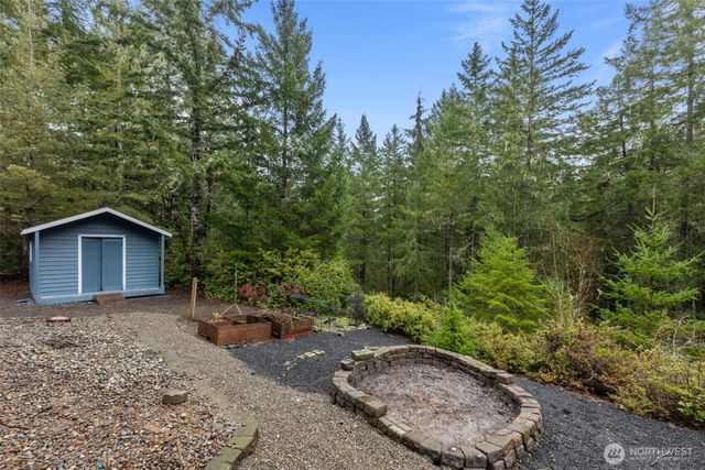 18267 NW Stavis Bay Road, Seabeck, WA 98380