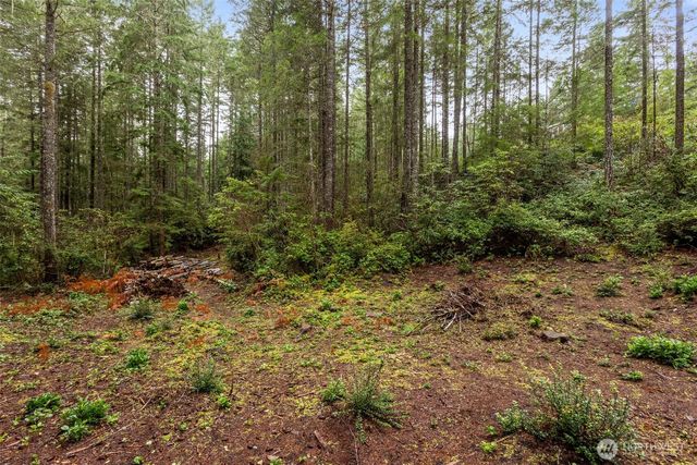 18267 NW Stavis Bay Road, Seabeck, WA 98380