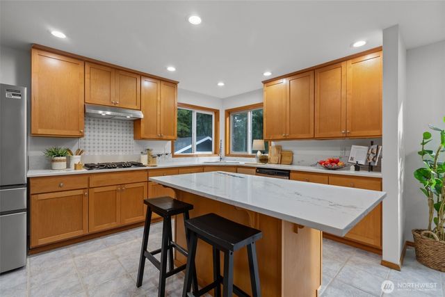 18267 NW Stavis Bay Road, Seabeck, WA 98380