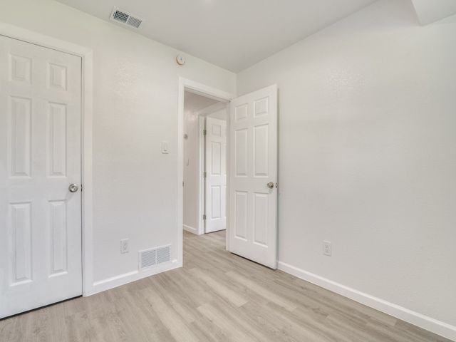 525 Moonlight Drive, Garland, TX 75040