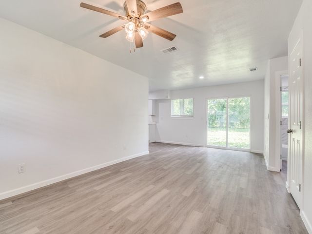 525 Moonlight Drive, Garland, TX 75040