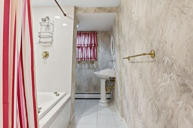 23 Shady Hill Drive, North Reading, MA 01864