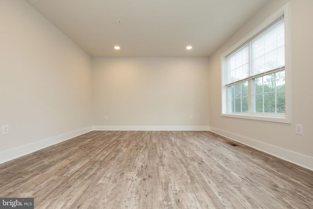 6274 MOUND ST, Hanover, MD 21076