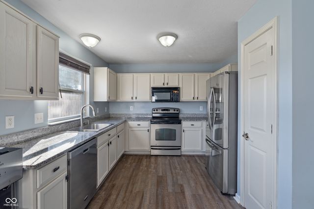 18878 Pilot Mills Drive, Noblesville, IN 46062