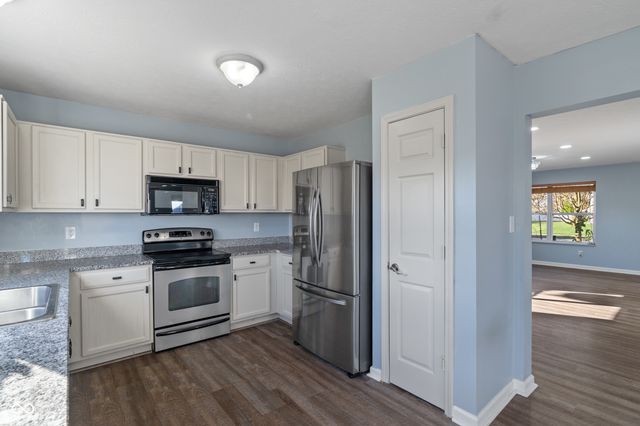 18878 Pilot Mills Drive, Noblesville, IN 46062