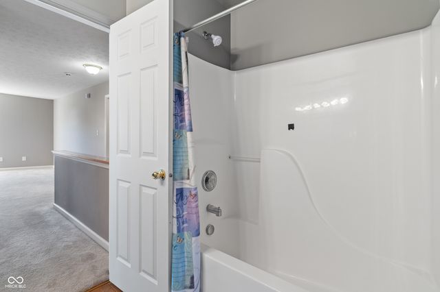 18878 Pilot Mills Drive, Noblesville, IN 46062