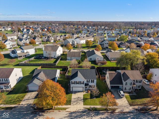 18878 Pilot Mills Drive, Noblesville, IN 46062