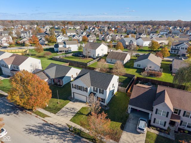 18878 Pilot Mills Drive, Noblesville, IN 46062