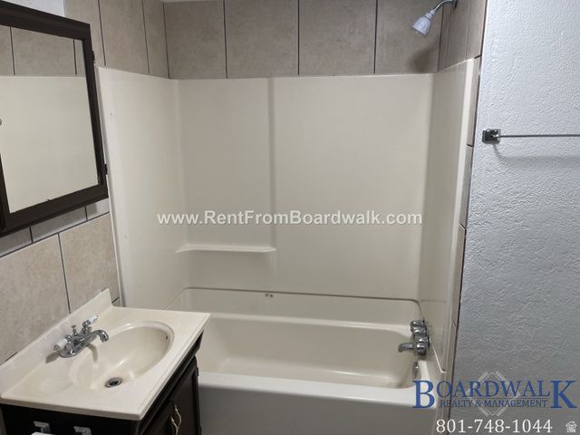 772 W LENNOX ST, Midvale, UT 84047