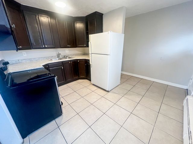 772 W LENNOX ST, Midvale, UT 84047