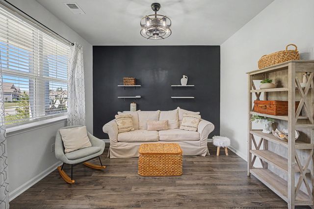 1084 Maxwell Dr., Little River, SC 29566