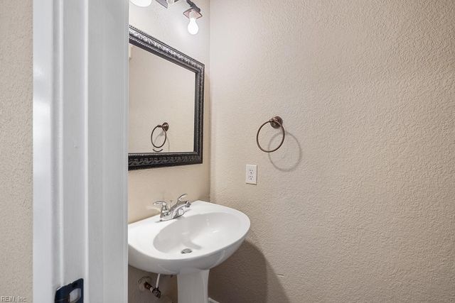 721 13th ST, Virginia Beach, VA 23451