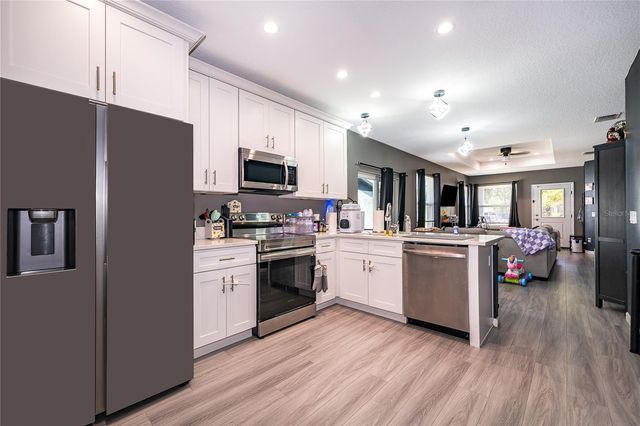1946 HOLLYWOOD AVENUE, Eustis, FL 32726