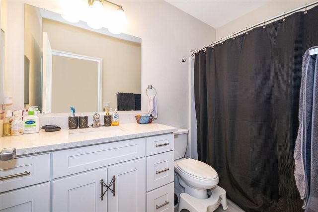 1946 HOLLYWOOD AVENUE, Eustis, FL 32726