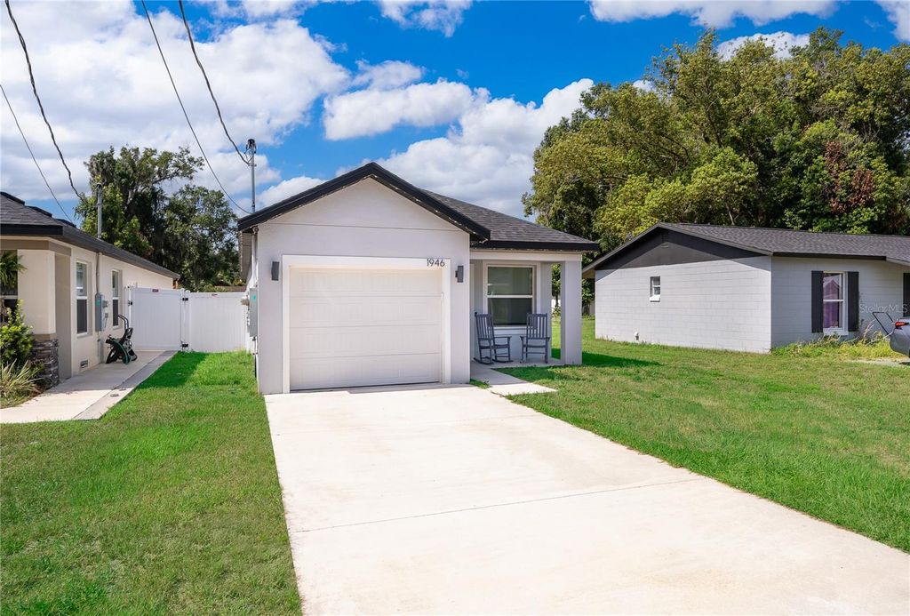 1946 HOLLYWOOD AVENUE, Eustis, FL 32726