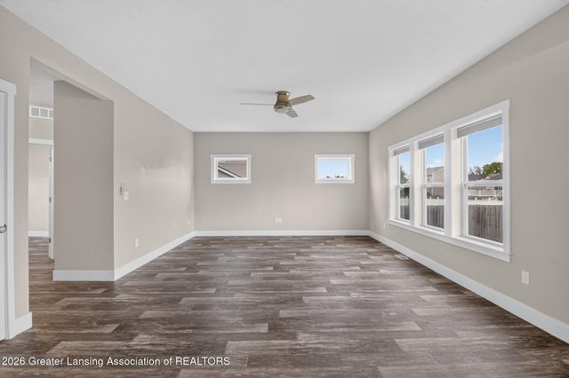 1928 Boysenberry Lane, Holt, MI 48842