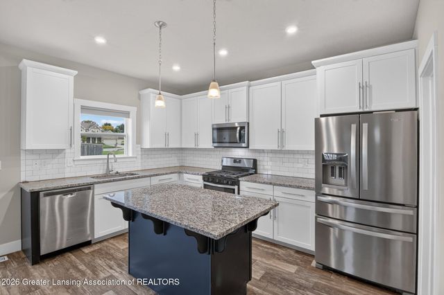 1928 Boysenberry Lane, Holt, MI 48842
