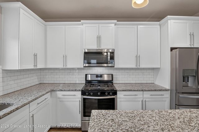 1928 Boysenberry Lane, Holt, MI 48842