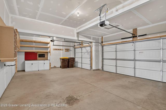 1928 Boysenberry Lane, Holt, MI 48842