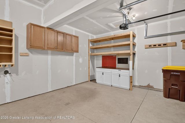1928 Boysenberry Lane, Holt, MI 48842