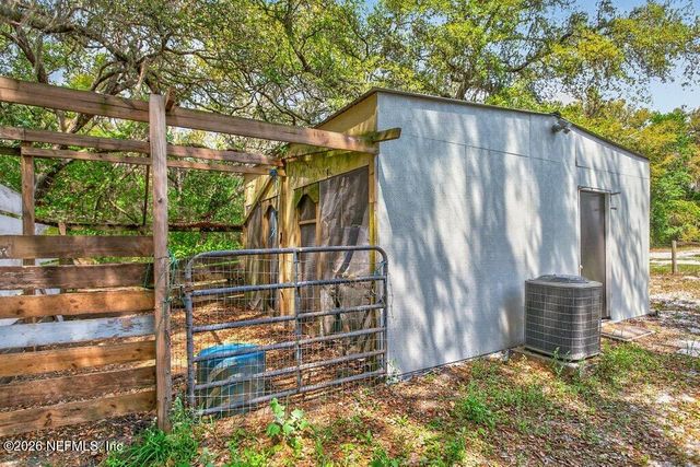 461 OLD STARKE Road, Palatka, FL 32177