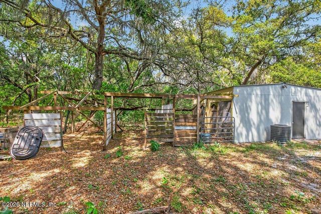 461 OLD STARKE Road, Palatka, FL 32177