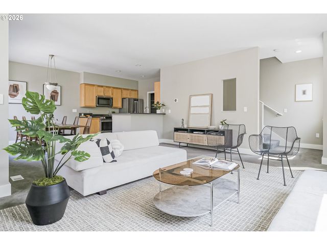 727 Se 34TH Ave, Portland, OR 97214