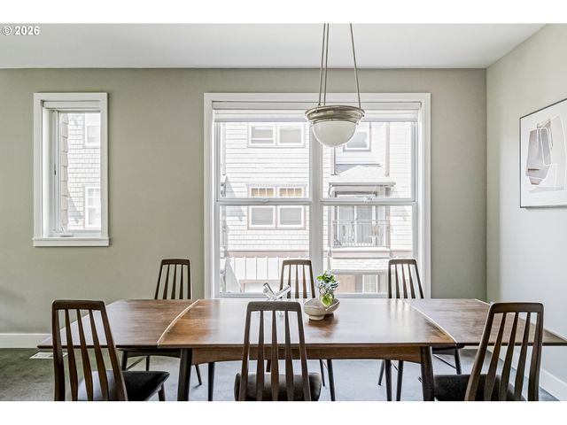 727 Se 34TH Ave, Portland, OR 97214