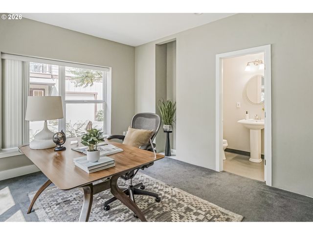 727 Se 34TH Ave, Portland, OR 97214