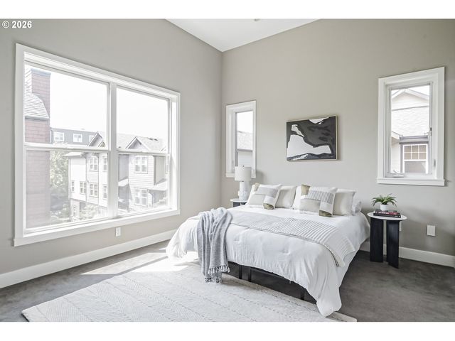 727 Se 34TH Ave, Portland, OR 97214