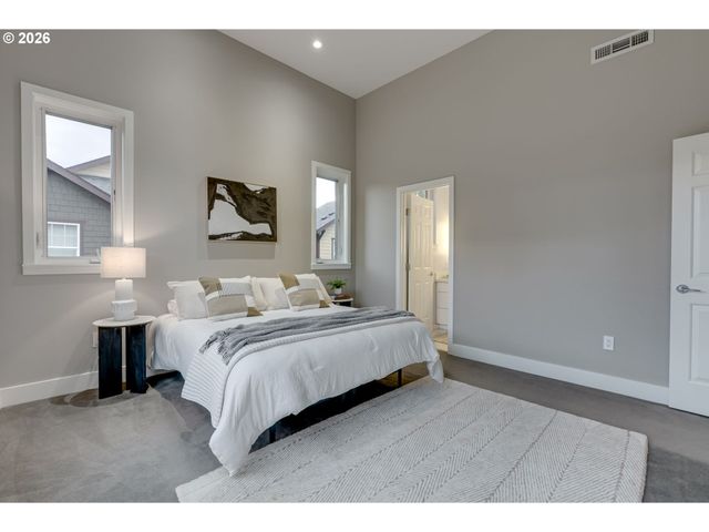 727 Se 34TH Ave, Portland, OR 97214