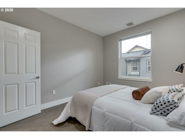 727 Se 34TH Ave, Portland, OR 97214