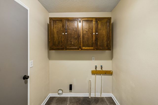 14 Morris Ln, Pleasant Shade, TN 37145
